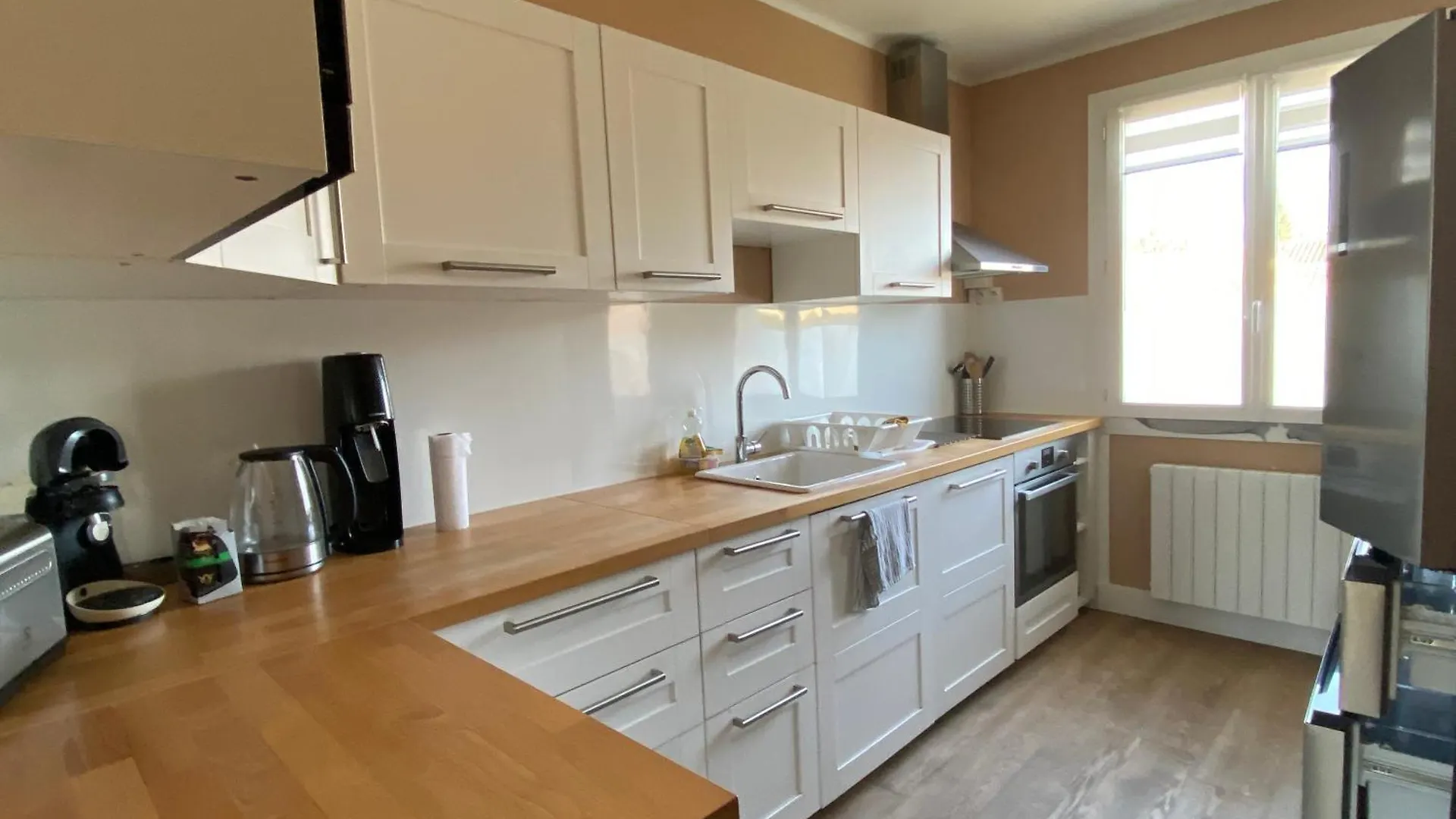 Appartamento Grand Appartement Spacieux Sénas
